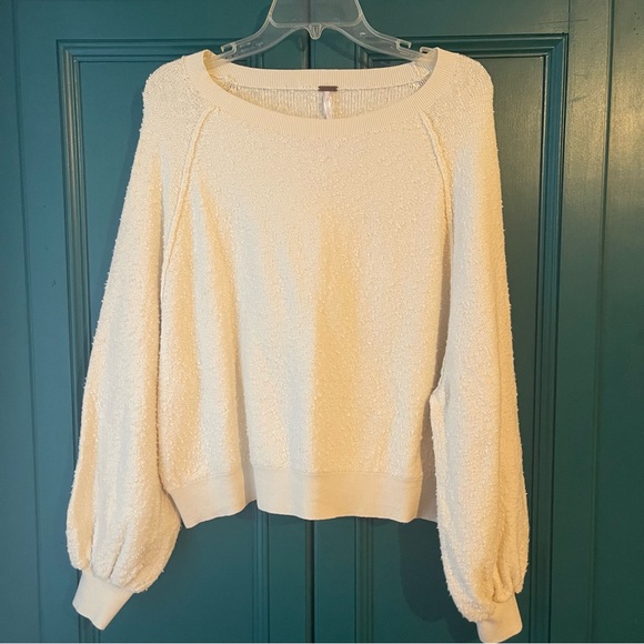 Free People Sweaters - Free People over size sweater shirt